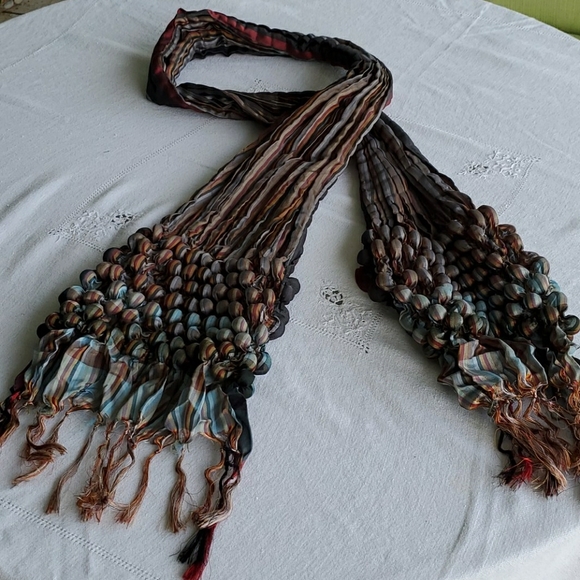 Scarf - Picture 1 of 3